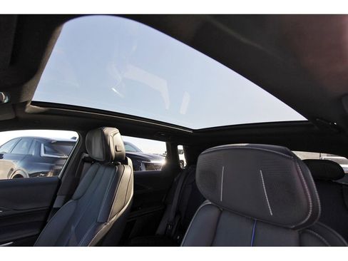 New 2025 Cadillac Lyriq Luxury image 23