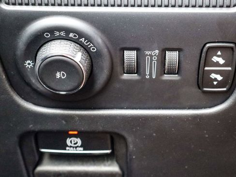 Used 2024 Jeep Grand Wagoneer L Series II w/ Quick Order Packagew 28T image 25