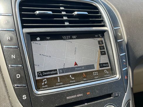 Used 2016 Lincoln MKX Reserve w/ Technology Package AWD/4WD image 14
