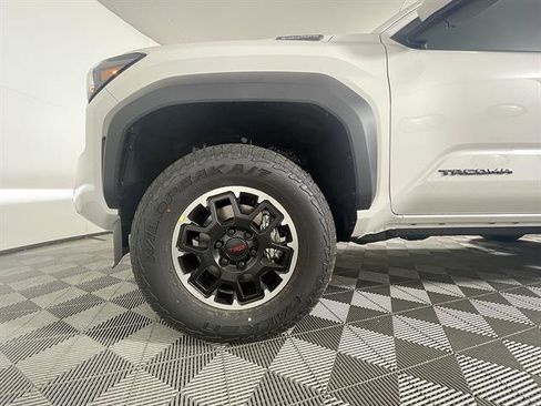 New 2026 Toyota Tacoma TRD Off-Road w/ TRD Off Road Upgrade Package AWD/4WD image 23