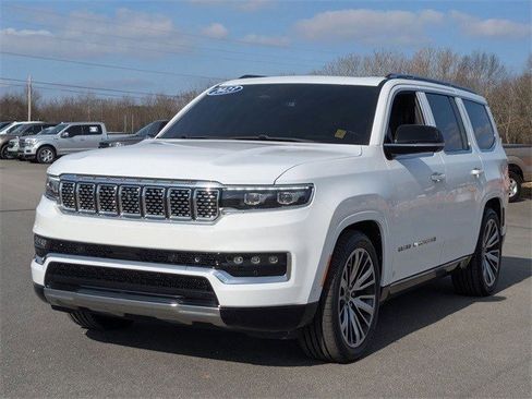 Used 2023 Jeep Grand Wagoneer Series III image 7