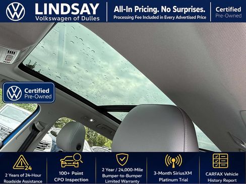 Used 2023 Volkswagen Taos SE w/ Panoramic Sunroof Package FWD image 17