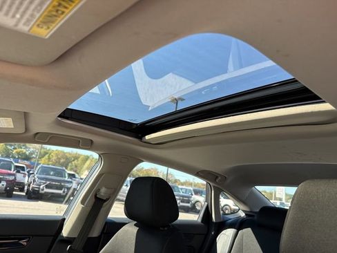 Used 2023 Honda Civic EX image 22