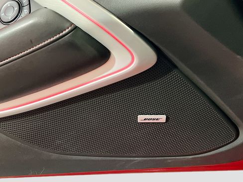 Used 2017 Chevrolet Camaro LT RWD image 15