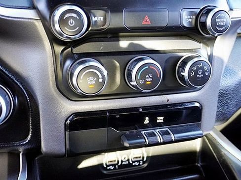 Used 2022 RAM 1500 Lone Star image 30