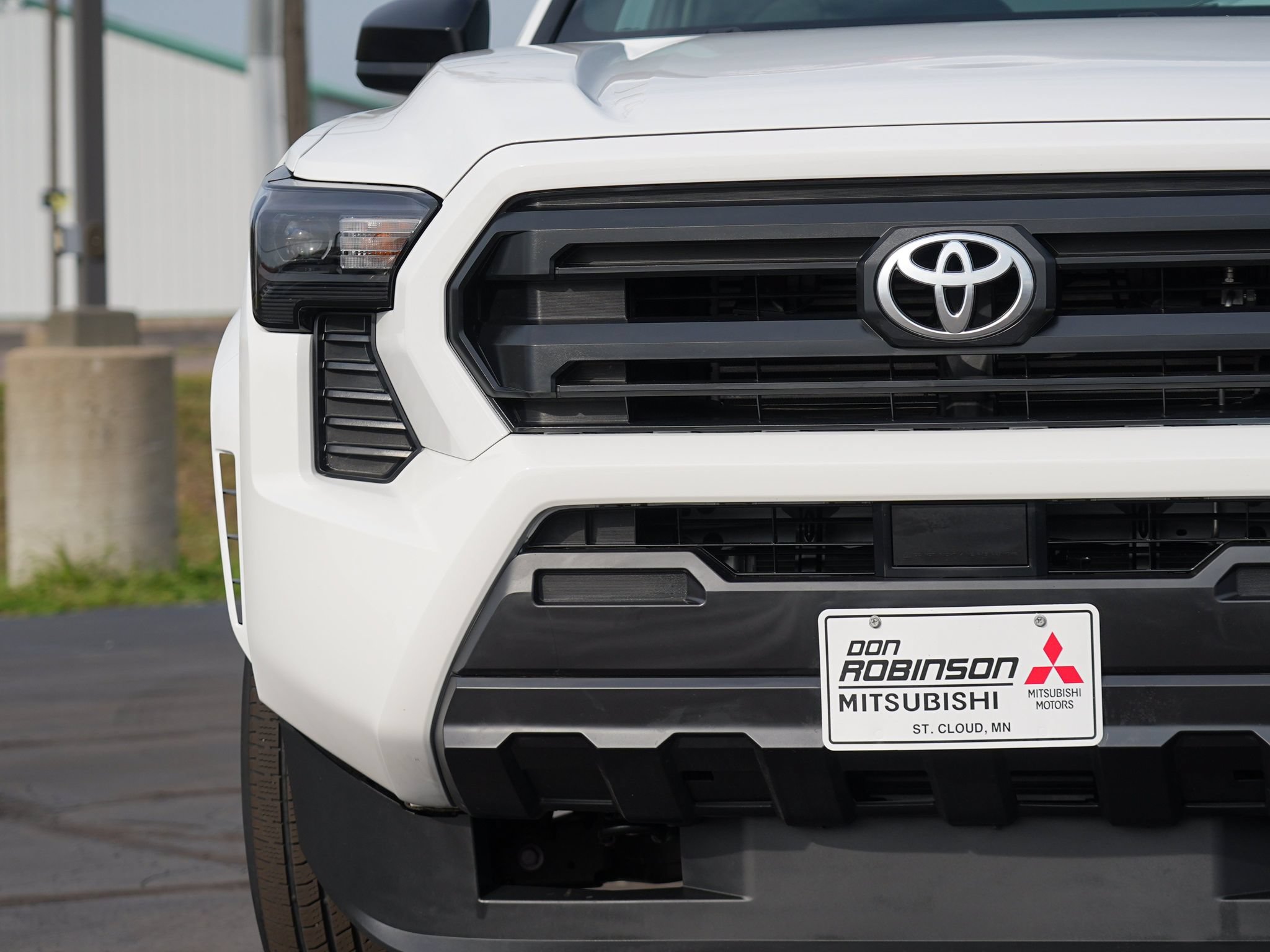 Used 2025 Toyota Tacoma SR RWD image 10