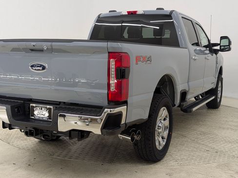 New 2026 Ford F250 Lariat w/ Chrome Package image 9