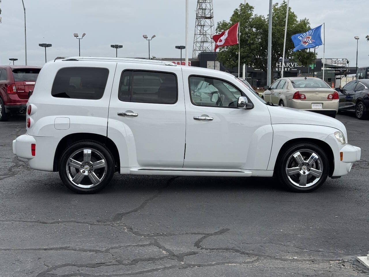 Used 2011 Chevrolet HHR LT w/ LT Preferred Equipment Group FWD image 4