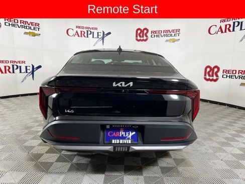 Used 2025 Kia K4 EX image 7