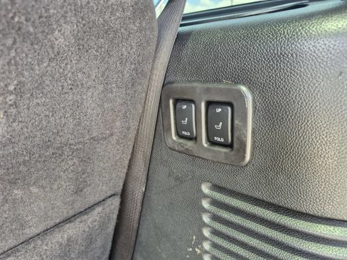 Used 2010 Ford Expedition Limited RWD image 28