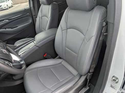 Certified 2024 Buick Enclave Premium AWD/4WD image 9