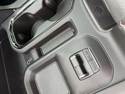New 2026 GMC Sierra 2500 AT4X w/ AT4X AEV Edition AWD/4WD image 20