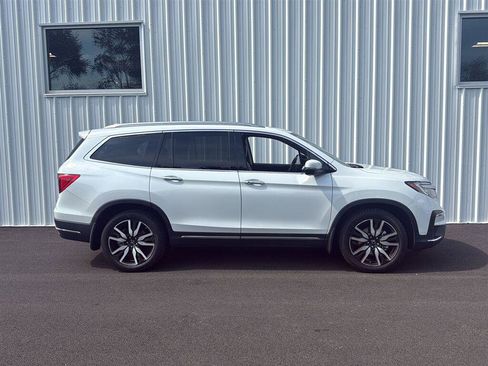 Used 2021 Honda Pilot Touring image 8