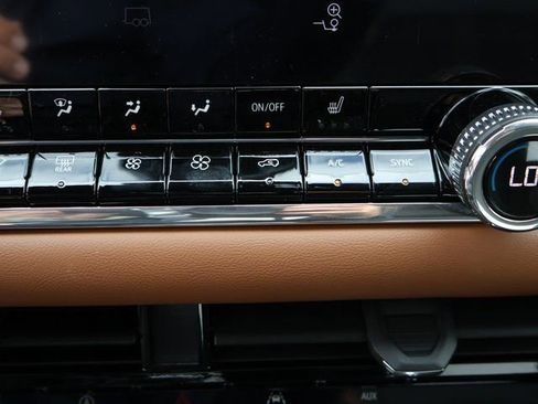 New 2026 GMC Canyon AT4 image 31