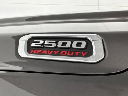 Used 2026 RAM 2500 Laramie AWD/4WD image 15