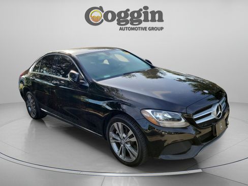 Used 2015 Mercedes-Benz C 300 4MATIC Sedan image 5