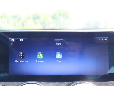 Used 2024 Mercedes-Benz GLB 250 image 34