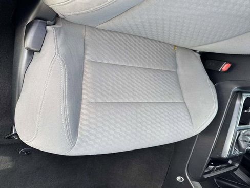 Used 2022 Toyota Tacoma SR image 14