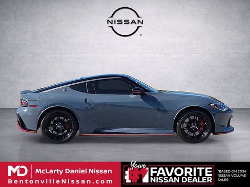 Used 2024 Nissan Z NISMO w/ Floor Mat Package RWD image 6