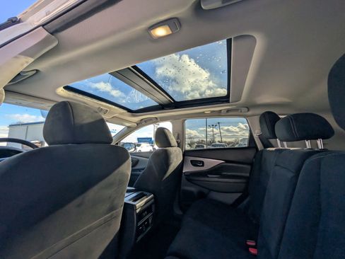 Used 2019 Nissan Murano SV w/ Premium Package image 34