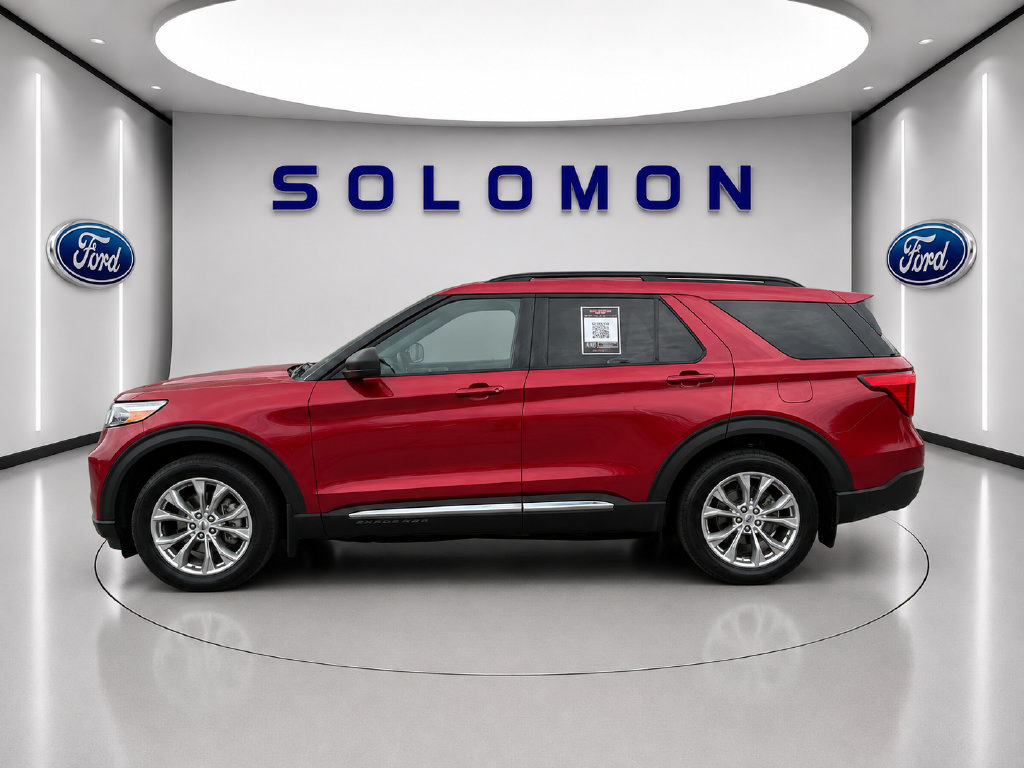 Certified 2021 Ford Explorer XLT w/ Equipment Group 202A AWD/4WD image 6