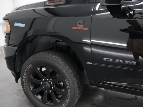 Used 2024 RAM 2500 Big Horn w/ Night Edition AWD/4WD image 33