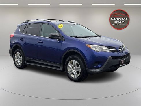 Used 2015 Toyota RAV4 LE AWD/4WD image 4