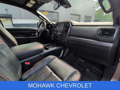 Used 2021 Nissan Titan PRO-4X w/ Pro-4x Convenience Package AWD/4WD image 30