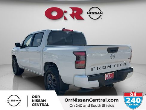 New 2026 Nissan Frontier SV w/ Tow Package AWD/4WD image 7