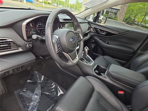 Used 2023 Subaru Outback Touring AWD/4WD image 21