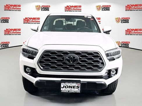 Certified 2023 Toyota Tacoma TRD Off-Road w/ Technology Package AWD/4WD image 11