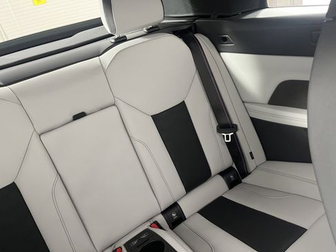 Used 2022 BMW M4 xDrive Competition w/ M Driver's Package image 23