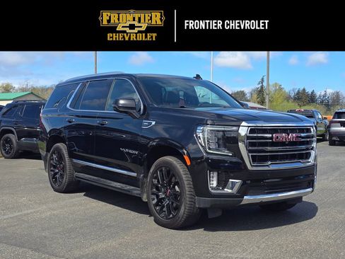 Used 2022 GMC Yukon SLT w/ SLT Luxury Package AWD/4WD image 1