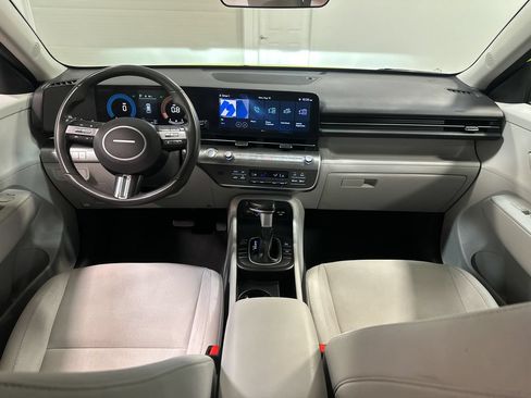 Used 2025 Hyundai Kona SEL FWD image 76