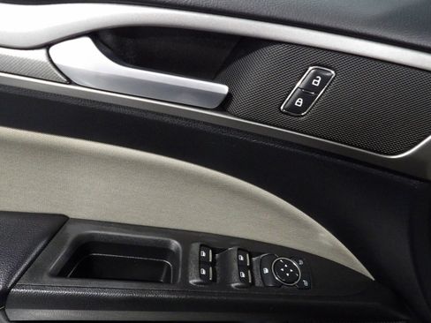 Used 2019 Ford Fusion S image 8