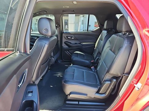 Certified 2023 Chevrolet Traverse RS image 25