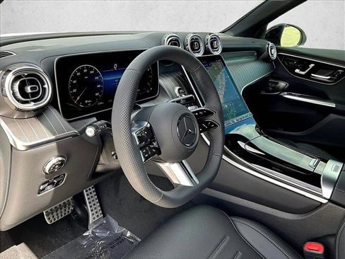 Used 2026 Mercedes-Benz GLC 300 image 6