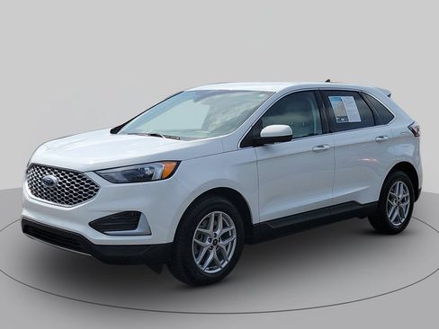 Used 2024 Ford Edge SEL AWD/4WD image 7