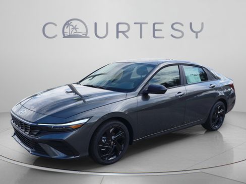 New 2026 Hyundai Elantra SEL Sport FWD image 1