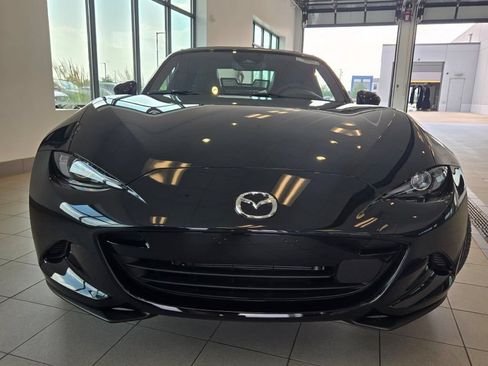 Used 2025 MAZDA MX-5 Miata Grand Touring RWD image 2