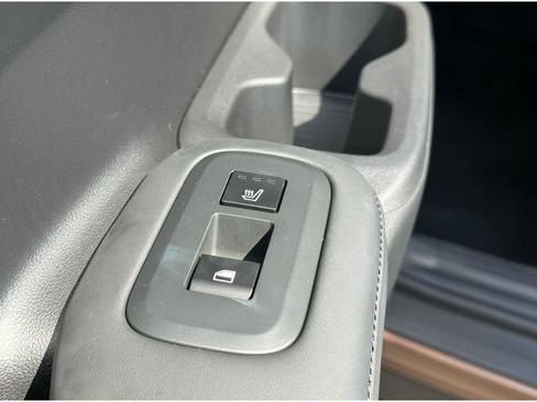 Used 2024 Hyundai Santa Fe Limited image 26