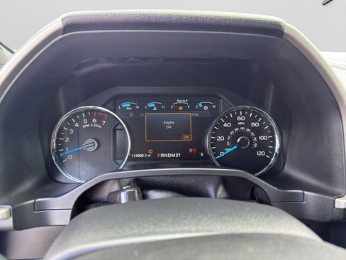 Used 2015 Ford F150 Lariat w/ Equipment Group 502A Luxury AWD/4WD image 15