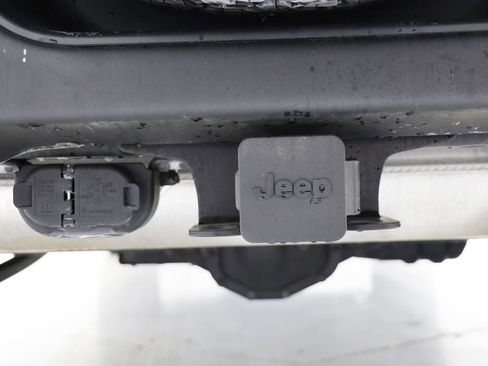 Used 2023 Jeep Wrangler Unlimited Rubicon 4xe w/ Steel Bumper Group image 10