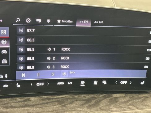 New 2025 Audi Q5 Premium Plus image 17