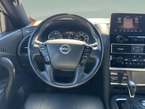 Used 2022 Nissan Armada SL w/ Midnight Edition Package image 10