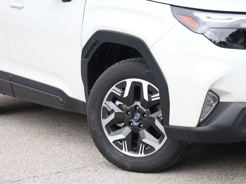 Certified 2026 Subaru Forester Premium AWD/4WD image 2