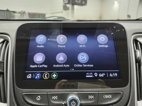 Used 2023 Chevrolet Malibu LS FWD image 4