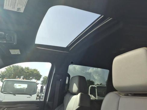New 2026 Chevrolet Silverado 2500 ZR2 AWD/4WD image 17