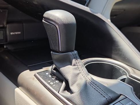 Used 2023 Toyota Camry SE AWD/4WD image 21