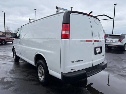 Used 2023 GMC Savana 2500 w/ Driver Convenience Package image 5